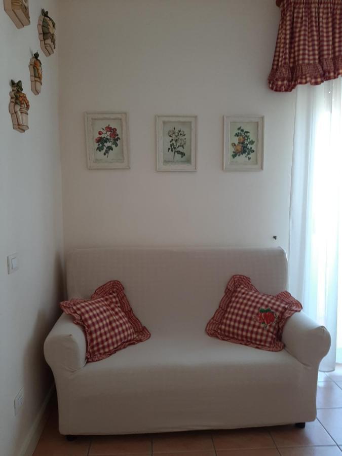 Appartamento Casa Lena Gela Esterno foto